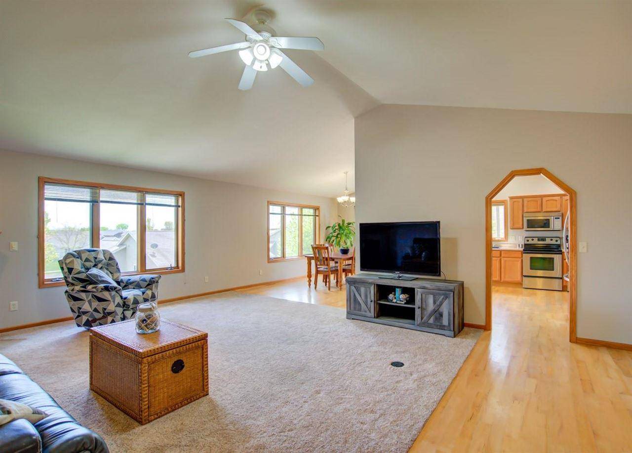 Sun Prairie, WI 53590,147 Cobham Ln