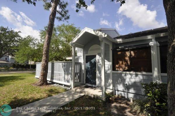 North Lauderdale, FL 33068,1823 Racquet Ct  #1823