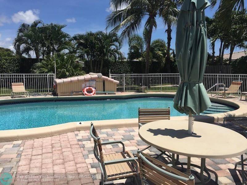 Fort Lauderdale, FL 33304,728 NE 13TH CT  #8