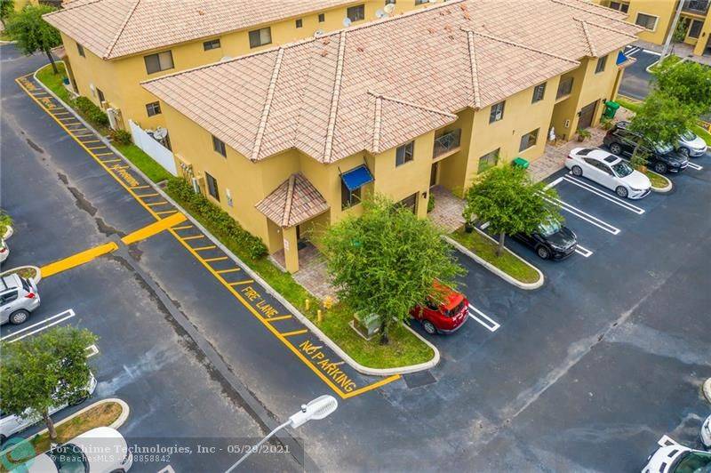 Hialeah Gardens, FL 33018,11115 W Okeechobee Rd  #143