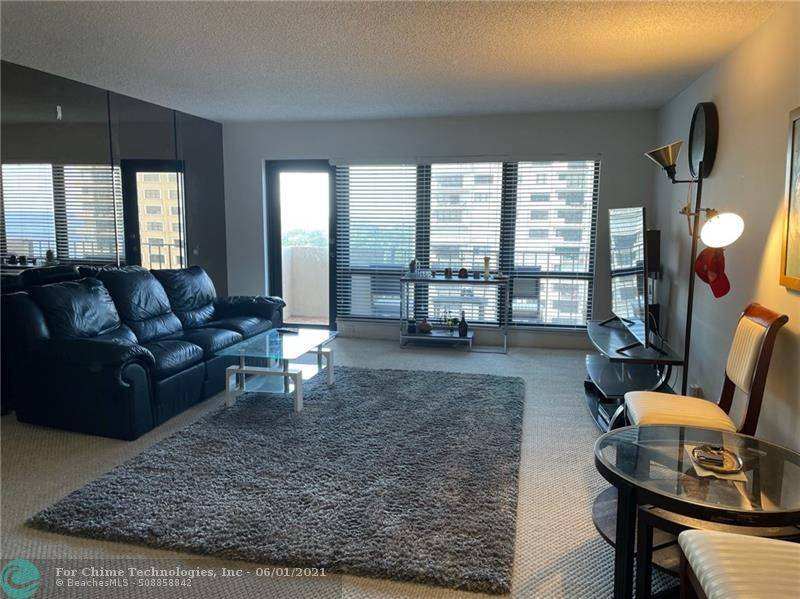 Lauderdale By The Sea, FL 33308,4900 N Ocean Blvd  #1202