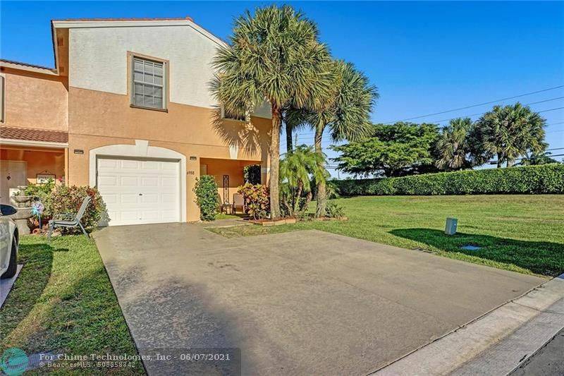 Lake Worth Beach, FL 33463,6988 Mill Brook Pl