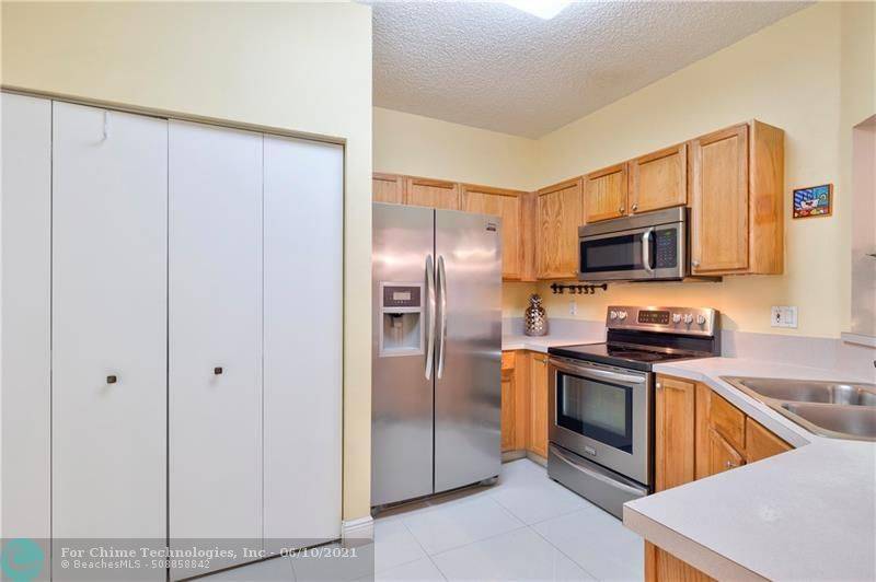 Deerfield Beach, FL 33442,4724 SW 13th St