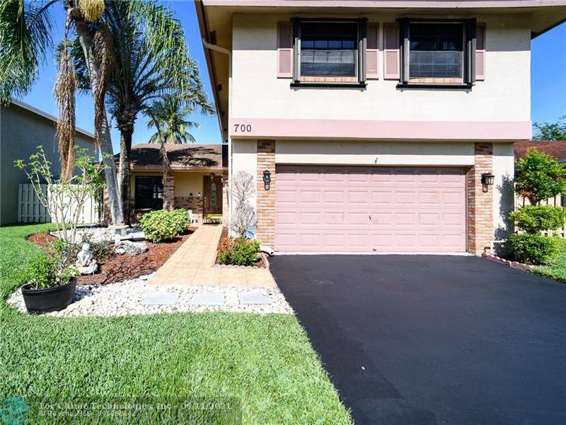 Davie, FL 33325,700 Willow Grove Ter