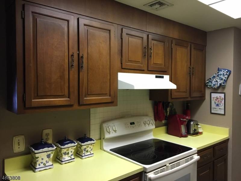 Monroe Twp., NJ 08831,162B PROVIDENCE WAY