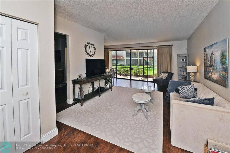 Boca Raton, FL 33486,5760 Coach House Circle  #C