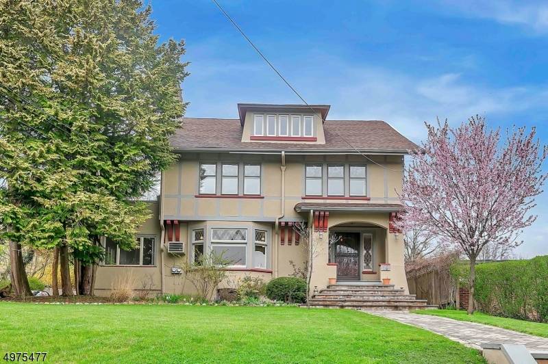 Montclair Twp., NJ 07043,16 Upper Mountain Ave