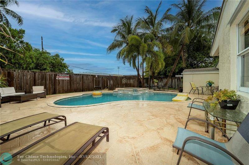 Fort Lauderdale, FL 33315,300 SW 14th Ct