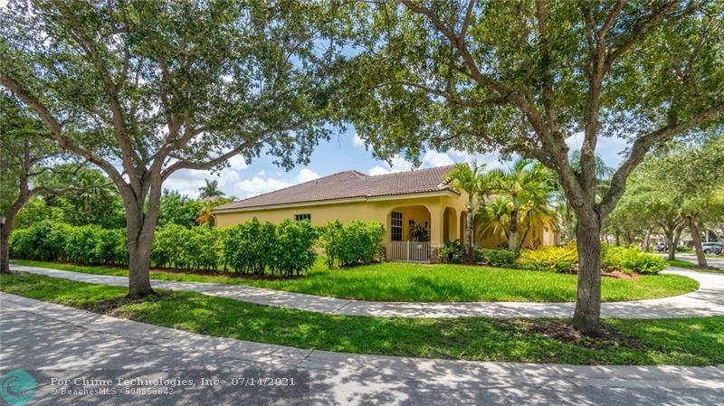 Weston, FL 33327,1642 Royal Grove Way