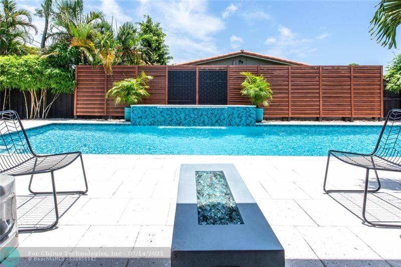 Wilton Manors, FL 33334,2617 NE 10th Ter