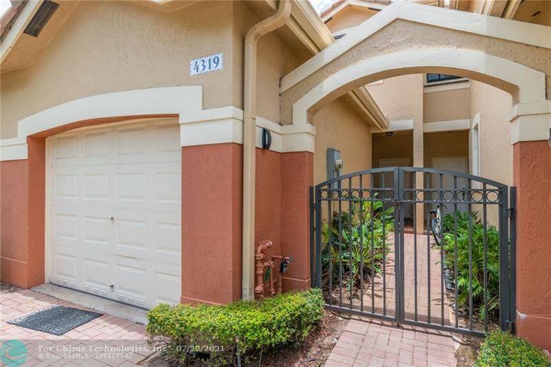 Weston, FL 33332,4319 Vineyard Cir  #4319