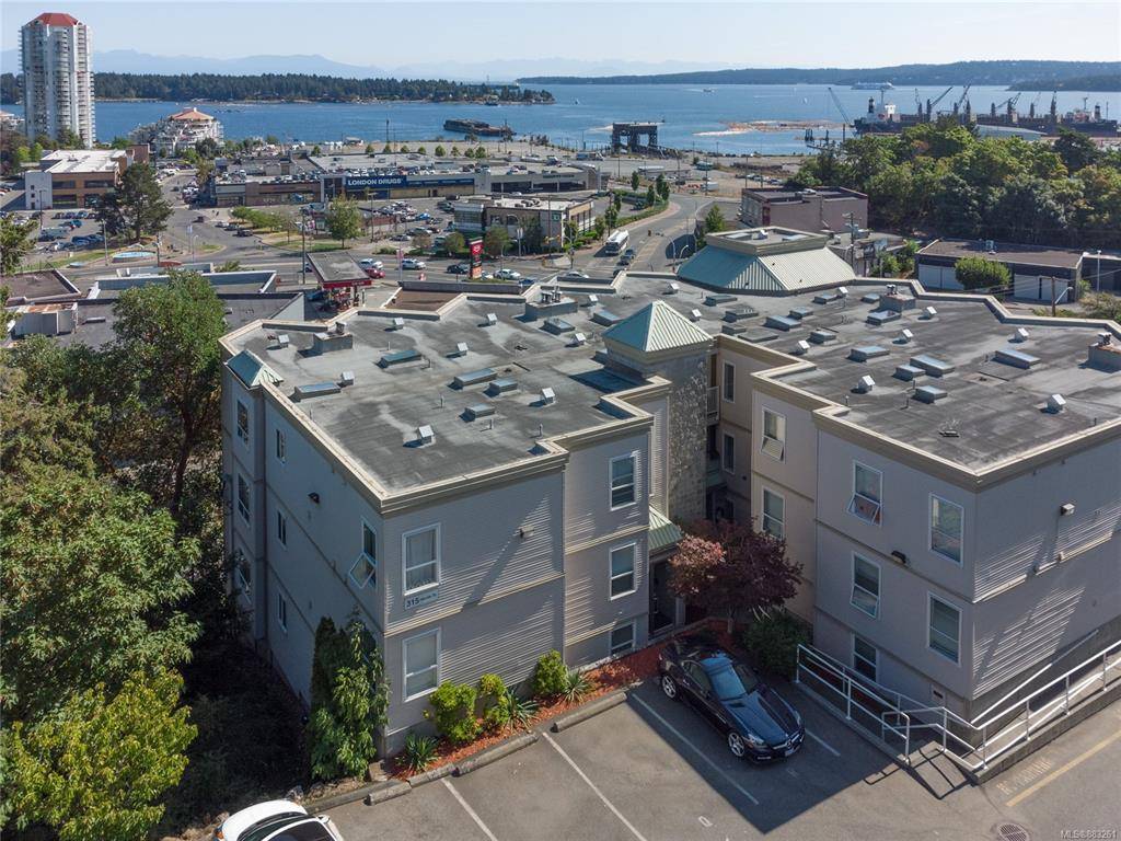 Nanaimo, BC V9R 4J9,315 Hecate St #201