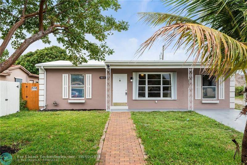 Lake Worth, FL 33460,801 S D St