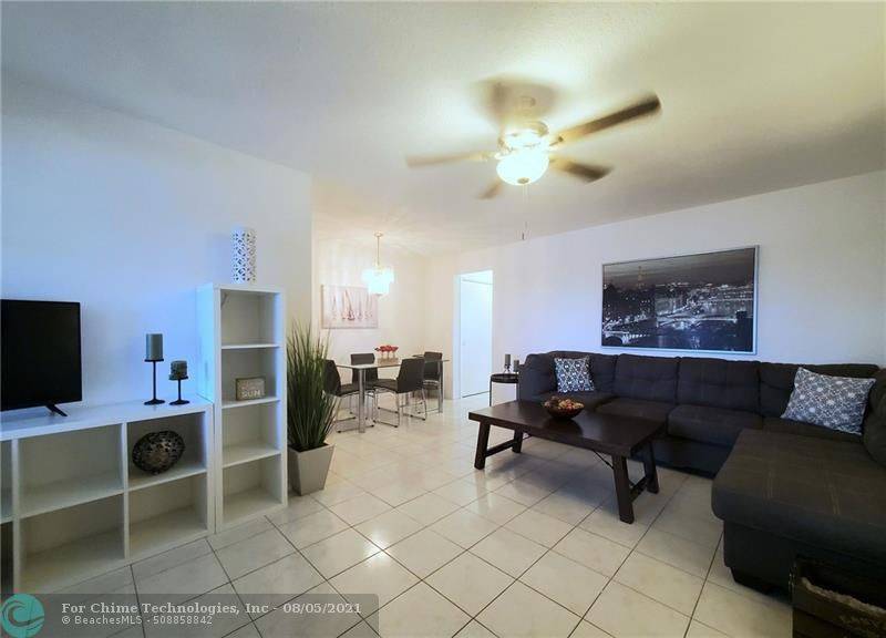 Hallandale Beach, FL 33009,161 NE 10th Ave  #2C