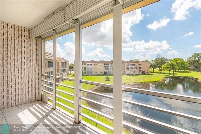 Sunrise, FL 33322,9241 Sunrise Lakes Blvd  #307