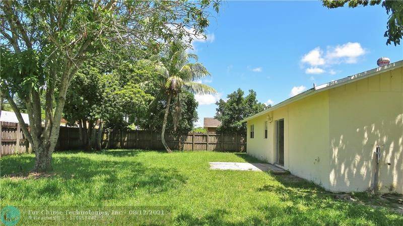 Lauderhill, FL 33351,8361 NW 46th Ct