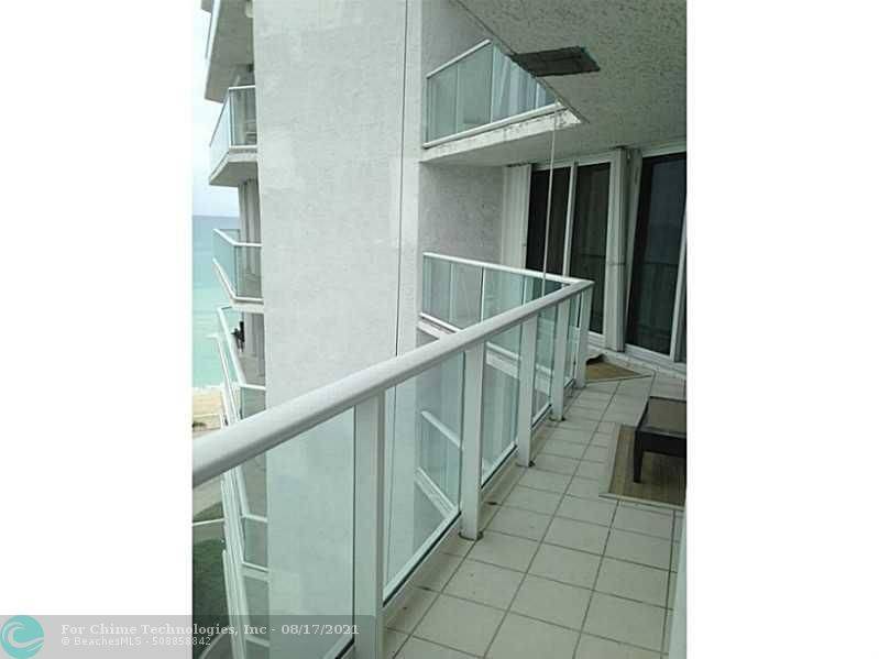 Sunny Isles Beach, FL 33160,16445 Collins Ave  #925