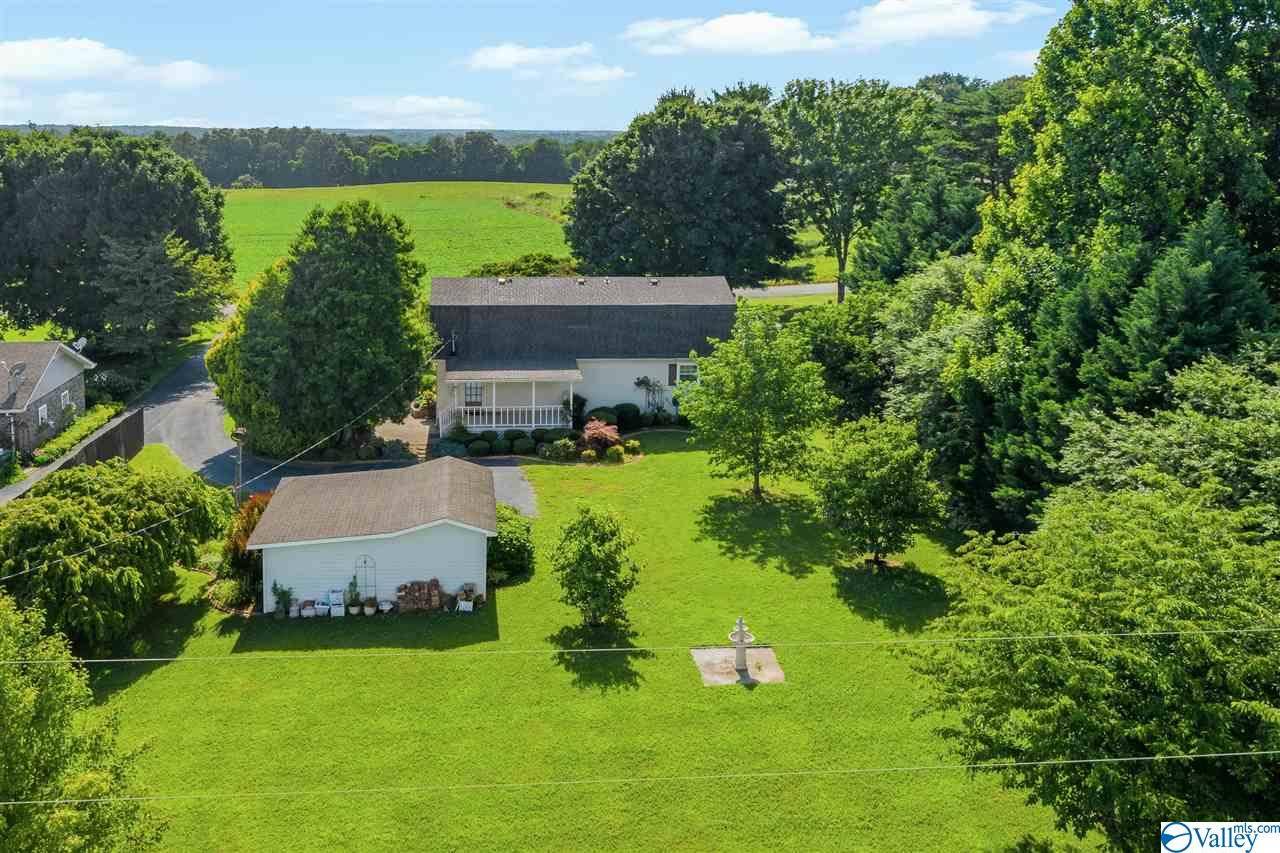 1459 Maxwell Road, Belvidere, TN 37306