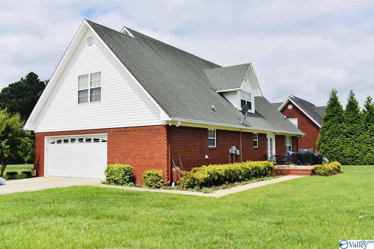 Albertville, AL 35951,1032 E Main Street