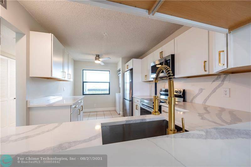 Lauderhill, FL 33319,7050 NW 44th St  #603