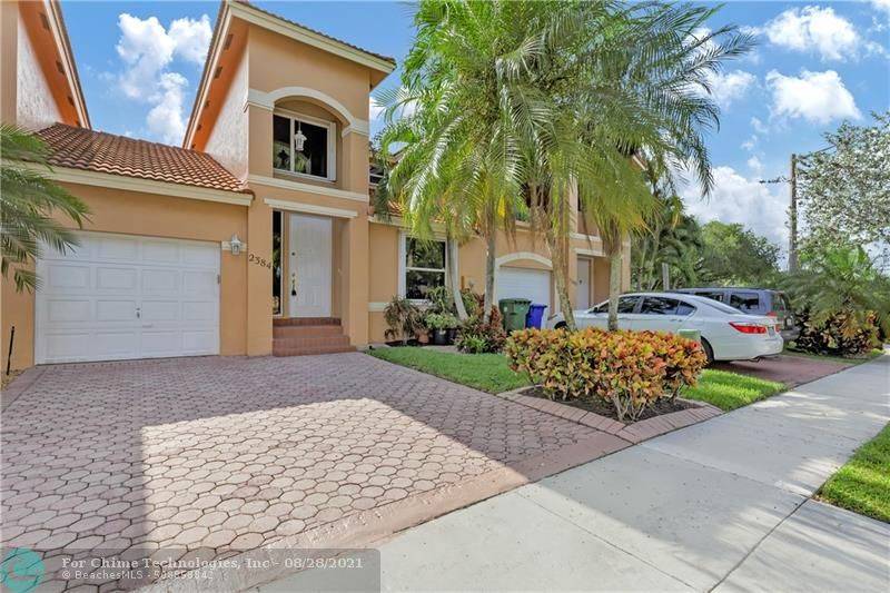 Pembroke Pines, FL 33028,2384 NW 162nd Way  #2384