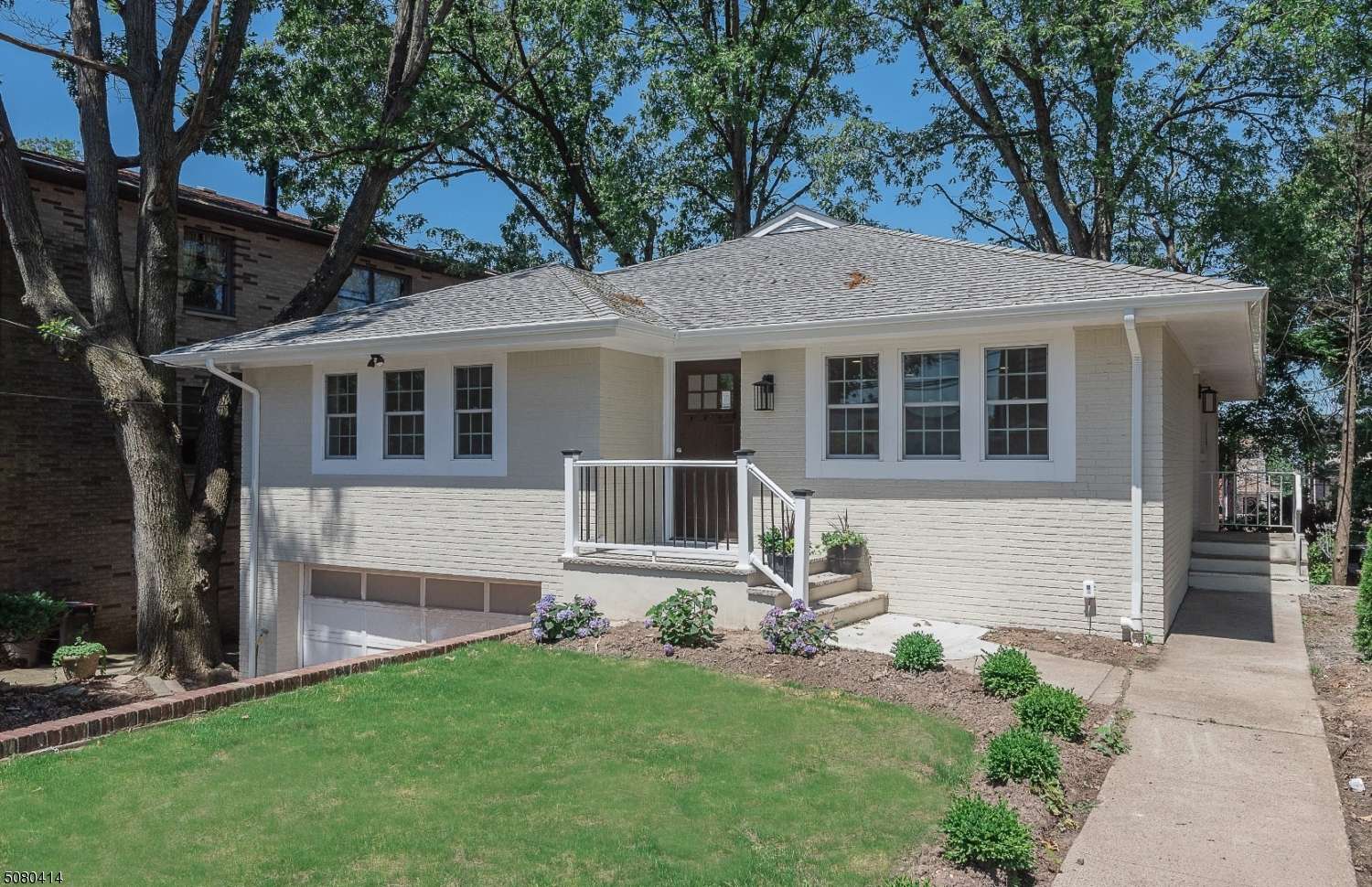 Palisades Park Boro, NJ 07650,471 Bergen Blvd