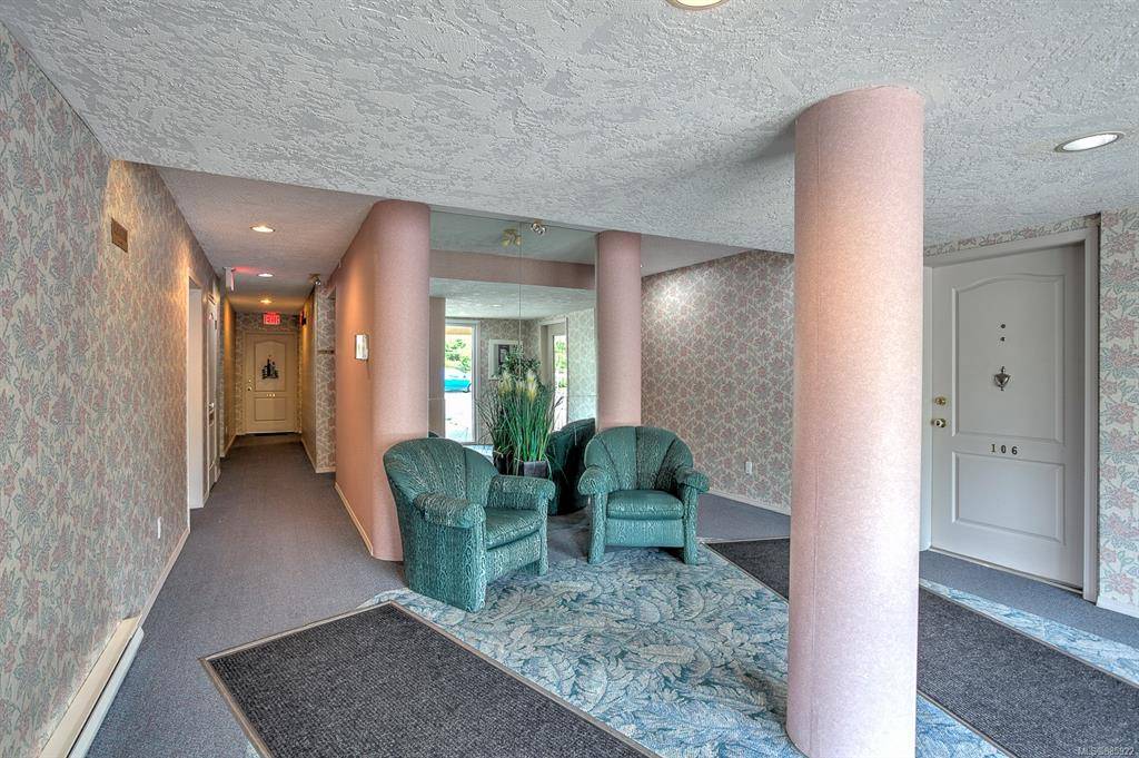 Duncan, BC V9L 2T2,300 Bundock Ave #203