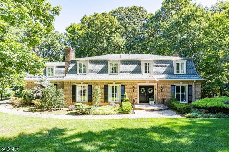 Franklin Lakes Boro, NJ 07417,680 CHEYENNE DR