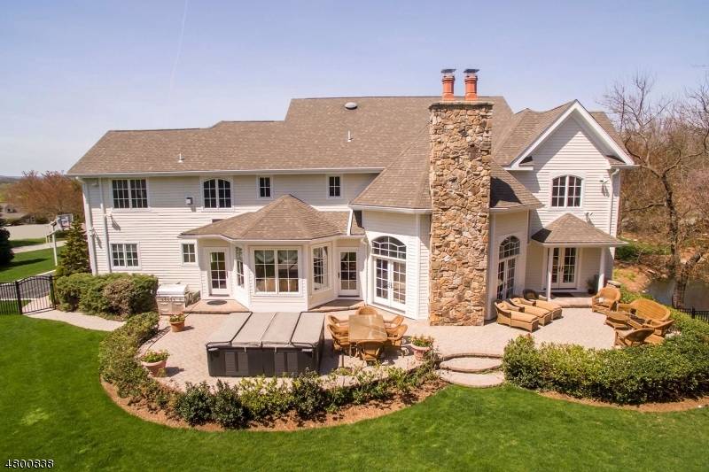 Franklin Lakes Boro, NJ 07417,100 KNOB HILL CT