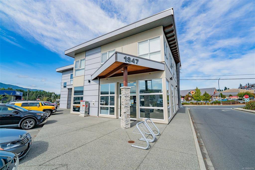 Nanaimo, BC V9S 0B1,1847 Dufferin Cres #205