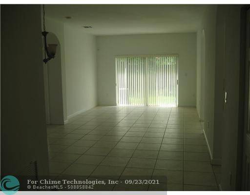 Kendall, FL 33096,14316 SW 156 AVE