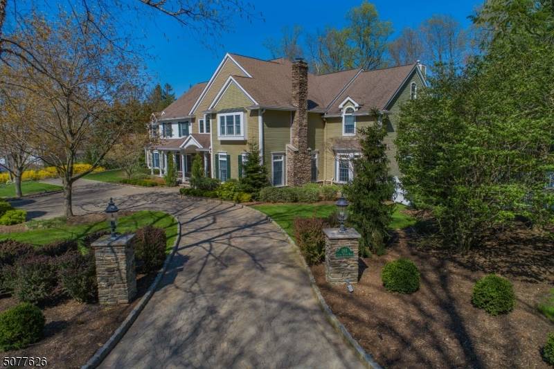 Franklin Lakes Boro, NJ 07417,285 Green Ridge Rd