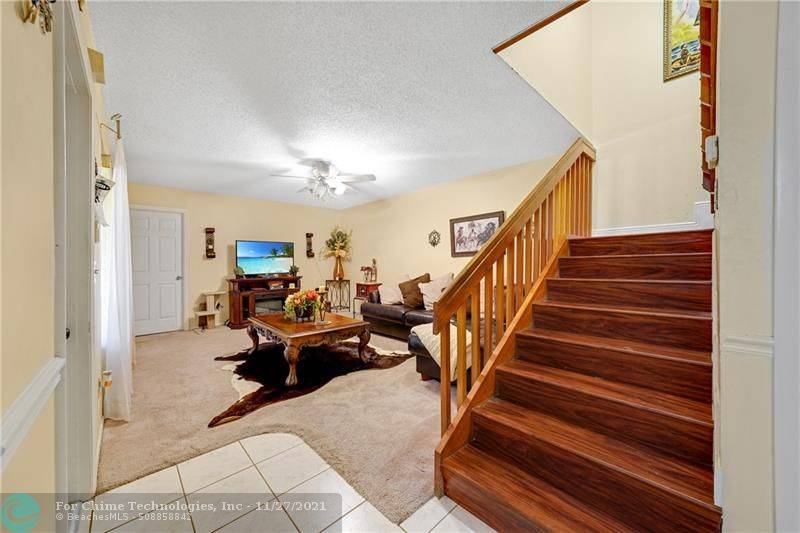 Lake Worth Beach, FL 33463,4576 Suburban Pines Drive