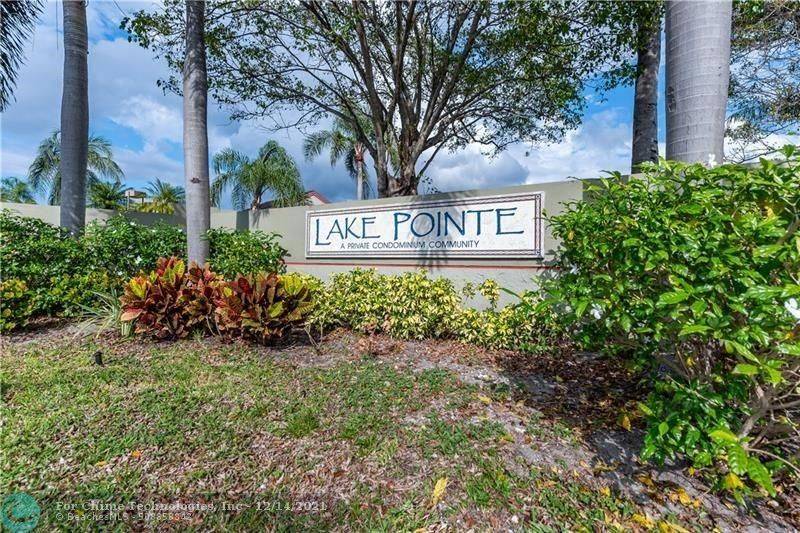 Oakland Park, FL 33309,212 Lake Pointe Dr  #212