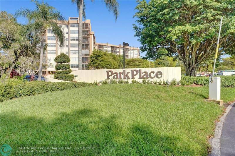 Pembroke Pines, FL 33026,1400 Saint Charles Place  #623