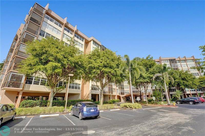 Pembroke Pines, FL 33026,1400 Saint Charles Place  #623