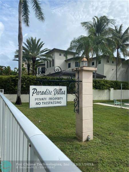 Hallandale Beach, FL 33009,581 Blue Heron Dr  #218-B