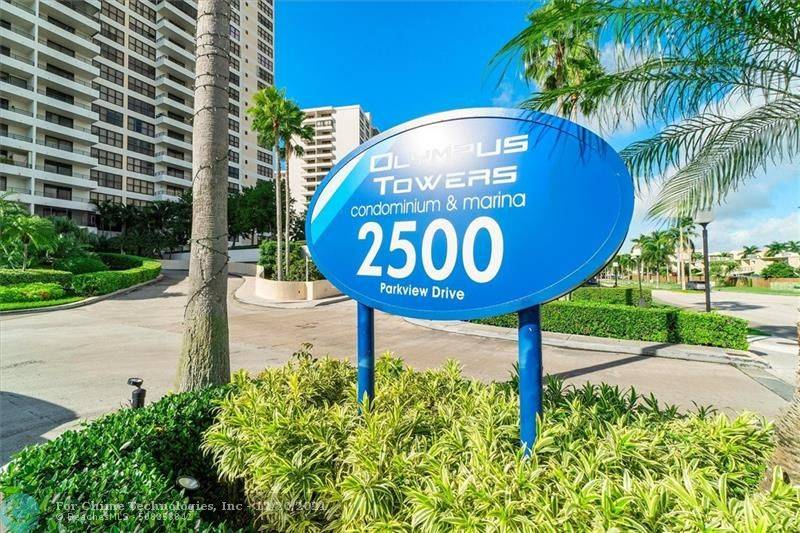 Hallandale Beach, FL 33009,2500 Parkview Dr  #2117