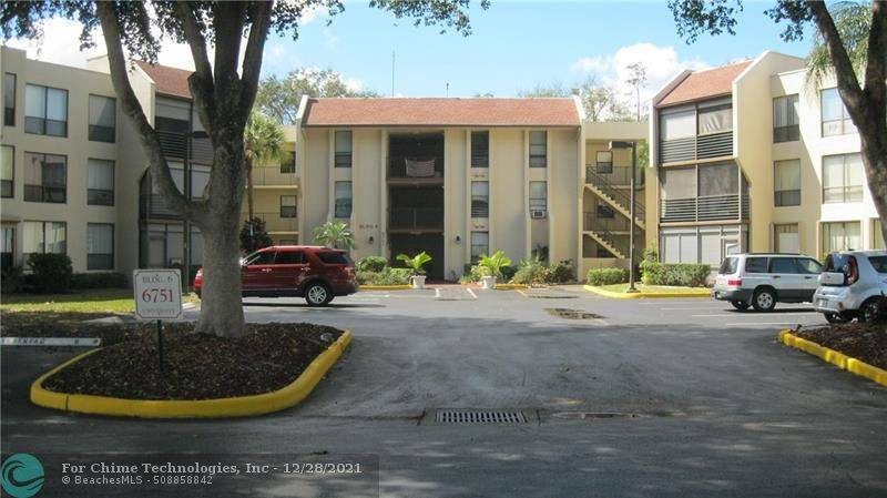 Tamarac, FL 33321,6751 N University Dr  #323