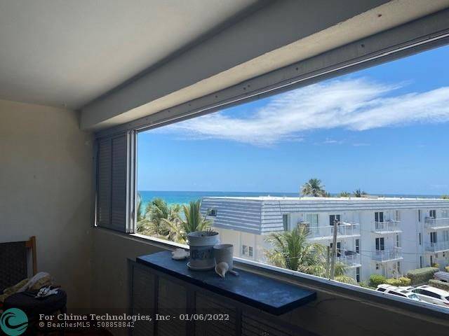 Hollywood, FL 33019,320 S Surf Rd  #401