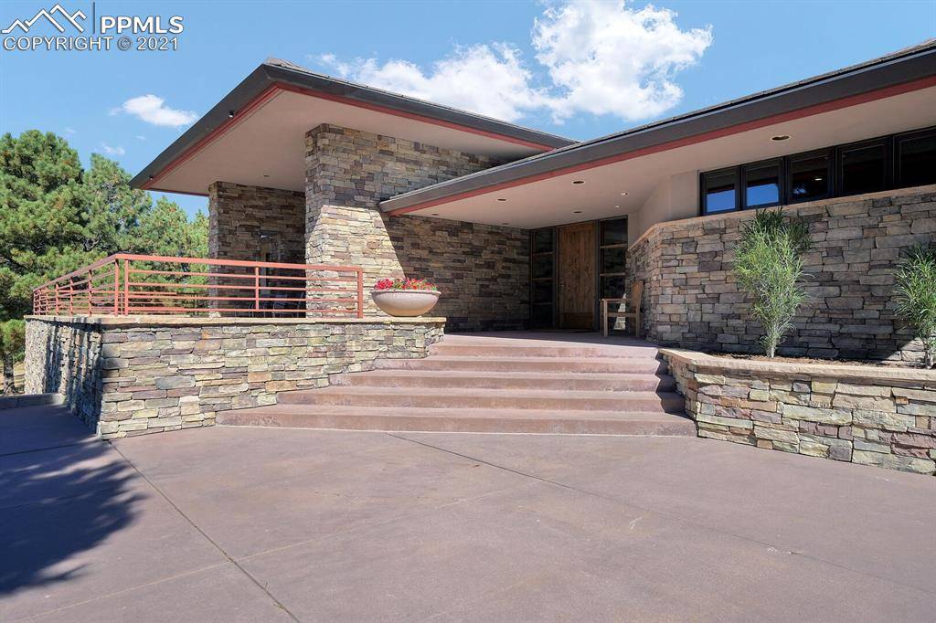 Monument, CO 80132,844 Long Timber LN