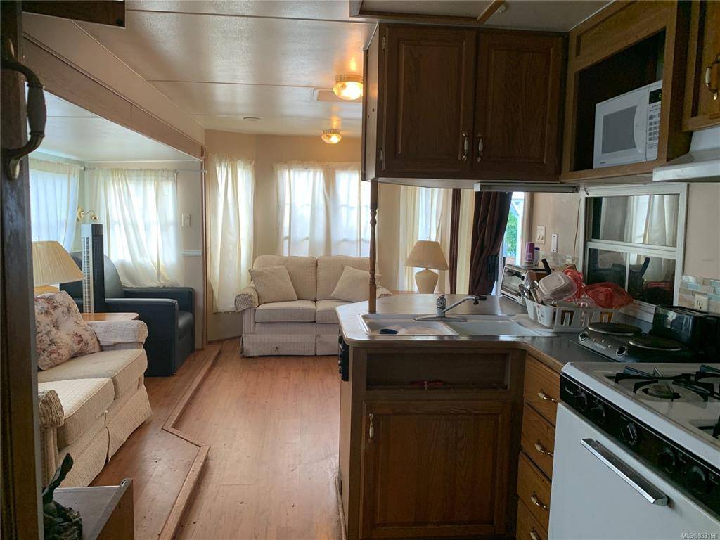 Nanaimo, BC V9T 6P8,6245 Metral Dr #65