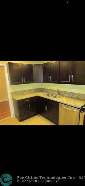 Lauderhill, FL 33319,4166 Inverrary Dr  #202