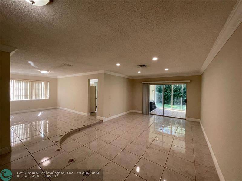 Coral Springs, FL 33065,7504 NW 40th Ct