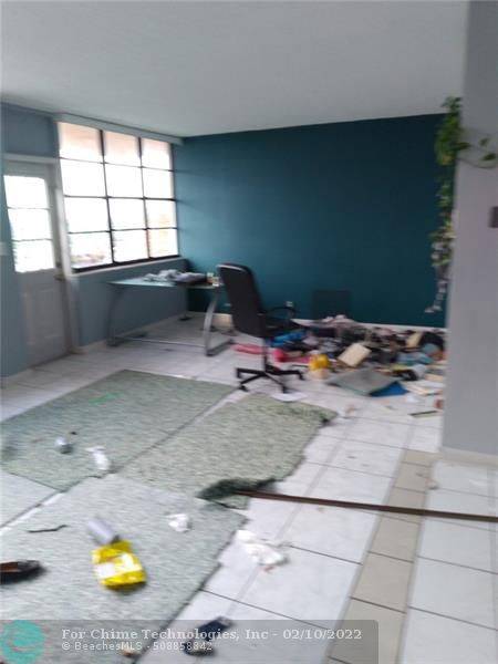 North Miami, FL 33162,2025 NE 164th St  #917