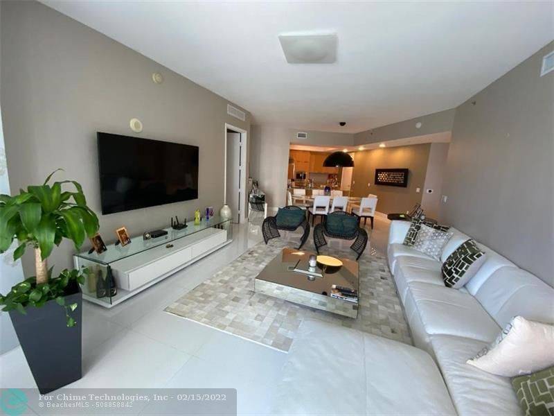 Sunny Isles Beach, FL 33160,15811 Collins Ave  #1903