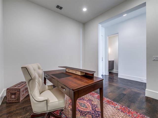 Highland Park, TX 75205,4502 Abbott Avenue #201