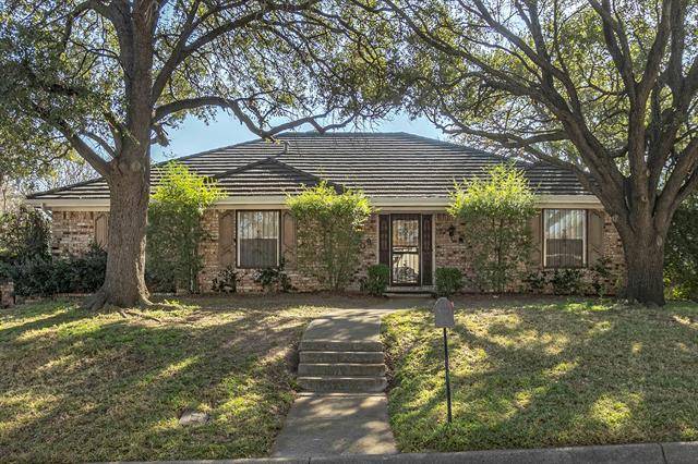 Hurst, TX 76054,409 Circleview Drive N