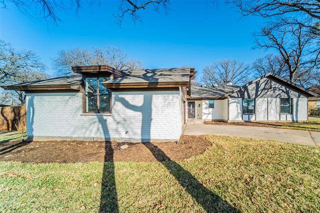 Hurst, TX 76053,1008 Sean Court