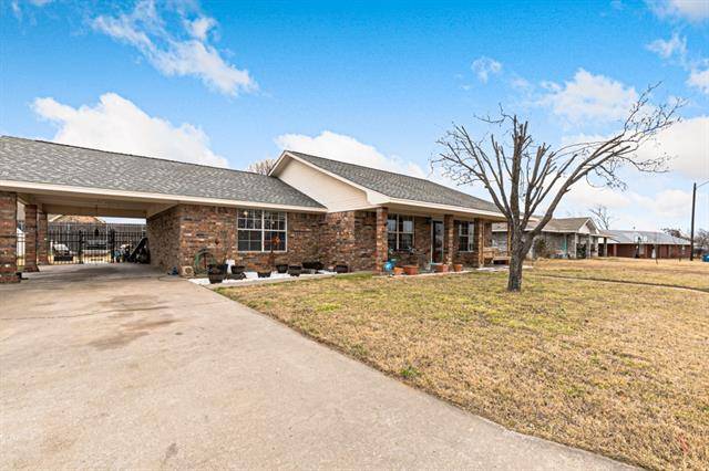 Collinsville, TX 76233,709 Patti Court